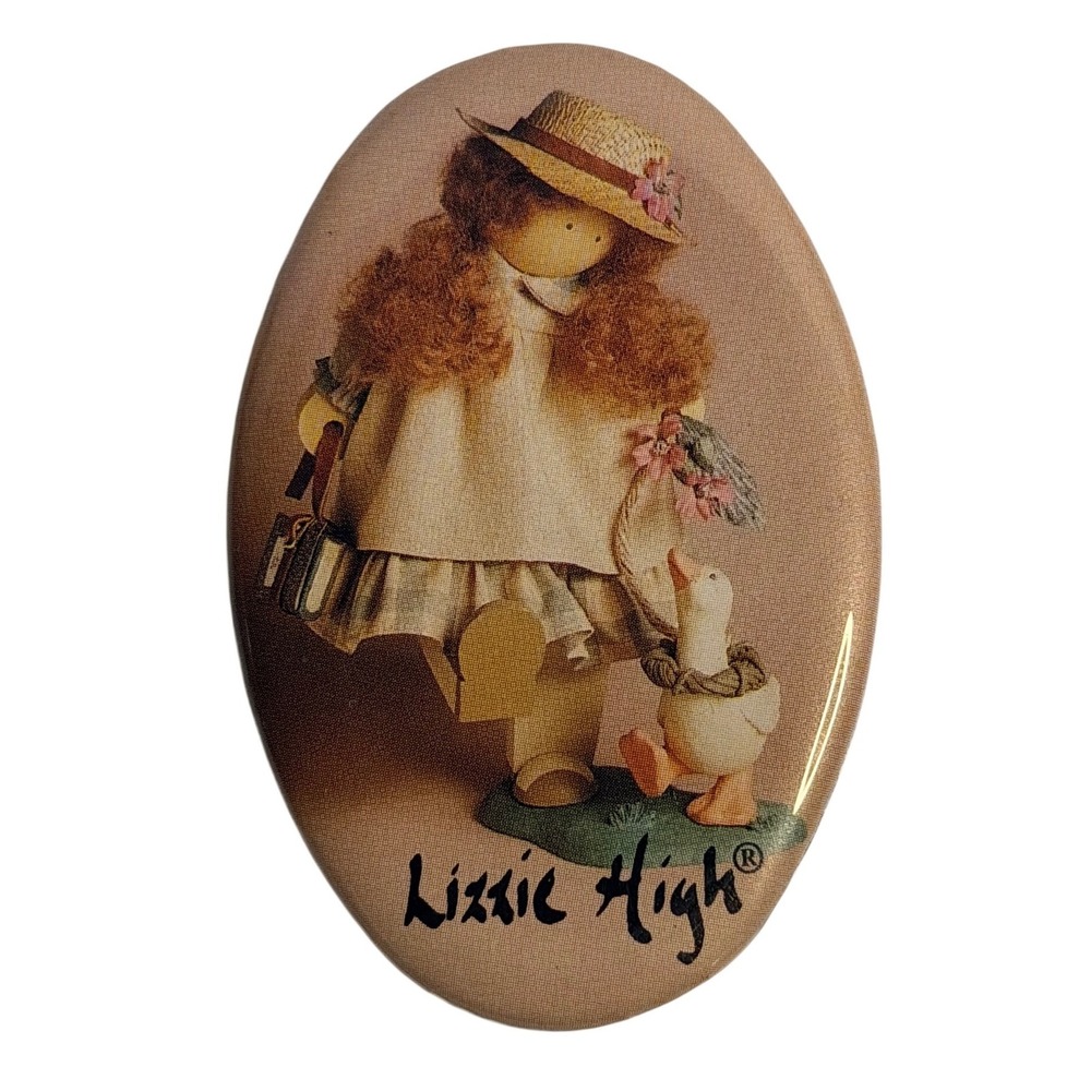 VTG Lizzie High Pin Button Tan Oval Girl Goose‎ Doll Country Folk Art Accessory